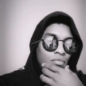 Meet your Posher, Yasmany